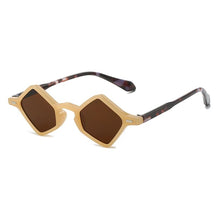 Triangular Sunglasses Carneiros, women and men sunglasses, side, turtle